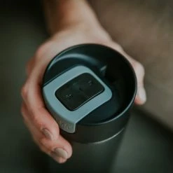 Promo ???? Kambukka Olympus Thermosbeker 500 Ml - Makkelijk Reinigen - Lekvrije Koffiebeker - RVS - Darkness ???? -Tefal Shop 550x366 53