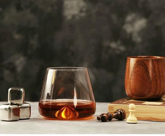 Beste Verkoop ???? WiseGoods Designer Cognac Glazen - Whisky - Kristallen Drank Glazen - Cognacglazen - Tumbler - Swirl - 300ml - 2 Stuks ???? 5 Beste Verkoop ???? WiseGoods Designer Cognac Glazen - Whisky - Kristallen Drank Glazen - Cognacglazen - Tumbler - Swirl - 300ml - 2 Stuks ???? - Afbeelding 5