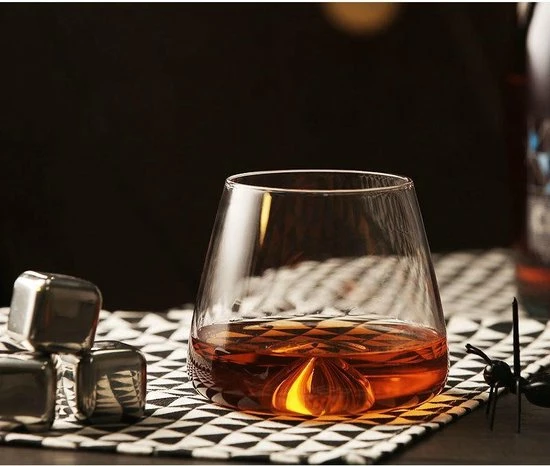 Beste Verkoop ???? WiseGoods Designer Cognac Glazen - Whisky - Kristallen Drank Glazen - Cognacglazen - Tumbler - Swirl - 300ml - 2 Stuks ???? 6 Beste Verkoop ???? WiseGoods Designer Cognac Glazen - Whisky - Kristallen Drank Glazen - Cognacglazen - Tumbler - Swirl - 300ml - 2 Stuks ???? - Afbeelding 6