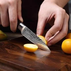 Korting ✔️ PAUDIN N8 Professioneel RVS Japans Groentemes 9 Cm - Vlijmscherp Schilmes Gemaakt Van Hoogwaardig Roestvast Duits Carbonstaal - Damascus Patroon - Klein Officemes - Nu Extra Scherp Geprijst - Black Friday - Sint En Kerst ???? -Tefal Shop 550x486