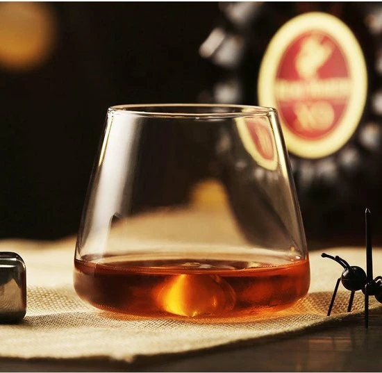 Beste Verkoop ???? WiseGoods Designer Cognac Glazen - Whisky - Kristallen Drank Glazen - Cognacglazen - Tumbler - Swirl - 300ml - 2 Stuks ???? 8 Beste Verkoop ???? WiseGoods Designer Cognac Glazen - Whisky - Kristallen Drank Glazen - Cognacglazen - Tumbler - Swirl - 300ml - 2 Stuks ???? - Afbeelding 8