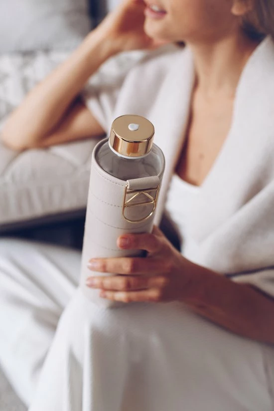 Goedkoopste ???? Equa Glazen Waterfles 750 Ml Mismatch Met Hoes - Beige ???? 8 Goedkoopste ???? Equa Glazen Waterfles 750 Ml Mismatch Met Hoes - Beige ???? - Afbeelding 8