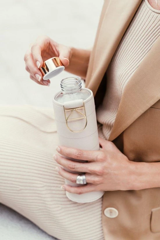 Goedkoopste ???? Equa Glazen Waterfles 750 Ml Mismatch Met Hoes - Beige ???? 18 Goedkoopste ???? Equa Glazen Waterfles 750 Ml Mismatch Met Hoes - Beige ???? - Afbeelding 18